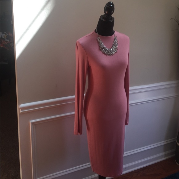 Dress - Picture 1 of 5